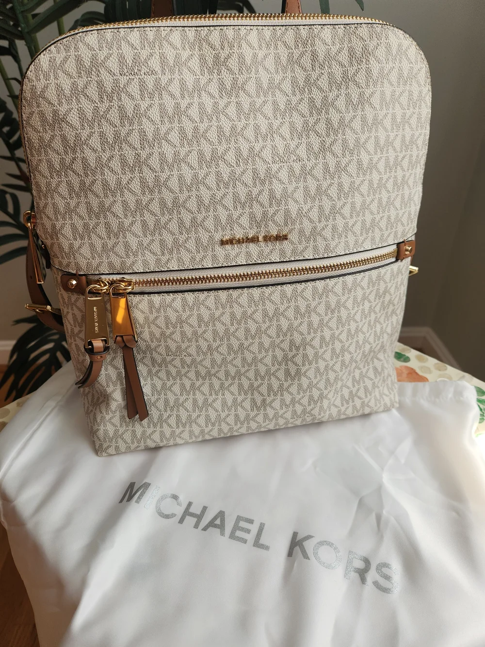 Michael Kors Jet Set Vanilla Signature Canvas Backpack